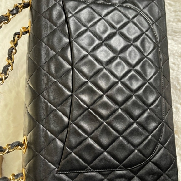 Chanel xl flap - Picture 6 of 17